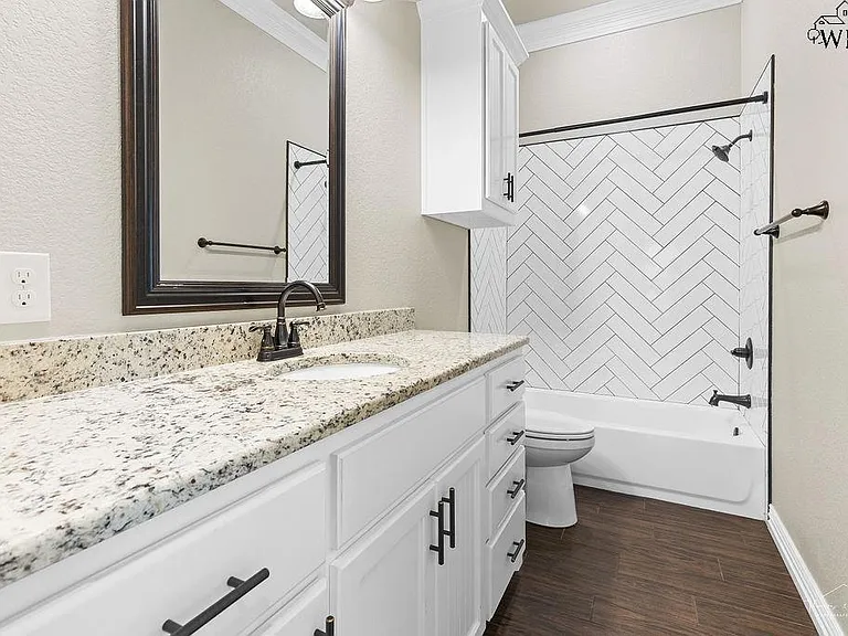 4815 Falcon Crest Blvd — Photo 11