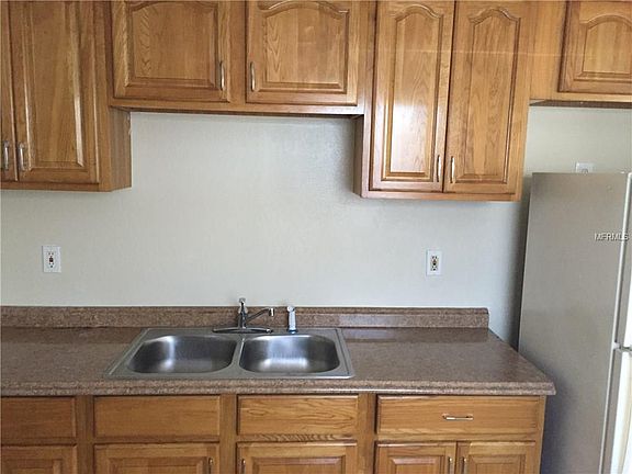 4th image of 1407 E 109th Ave