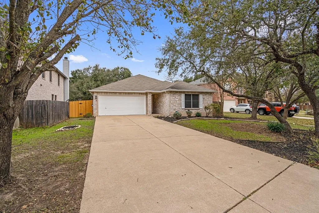 3 bed, 2.0 bath, 1531 sqft, $1,950 — Photo 2