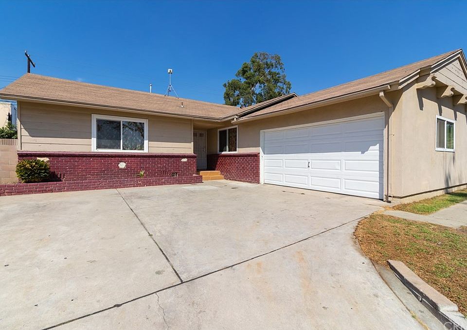 1st image of 903 Feather Ave