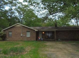 2133 Avon Ave, Camden, AR 71701