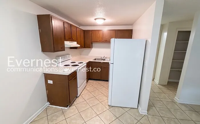 1851 Dana Ln