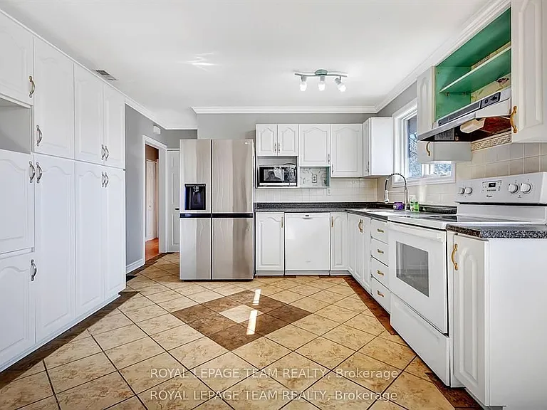 925 Moorvale St #UPPER — Photo 12