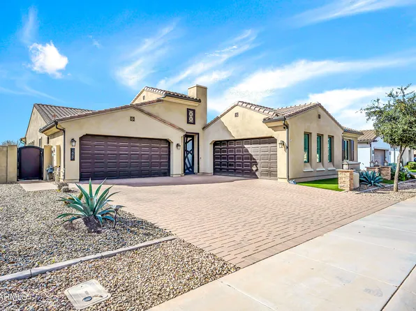 1867 E GILLCREST Road, Gilbert, AZ 85298