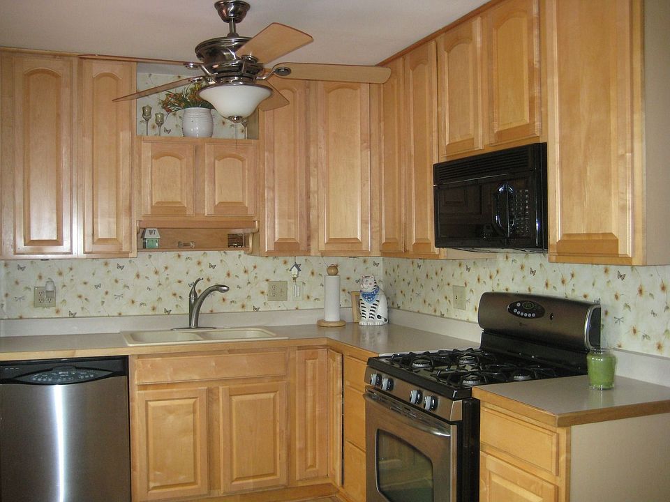 42" maple cabinets and stainless steel applicances