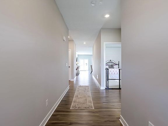 4th image of 358 Switchgrass Ln