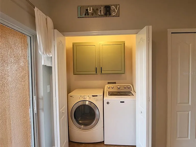 4060 Winding Vine Dr — Photo 53