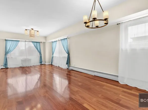 300 West 145th Street 1K image 10 of 10