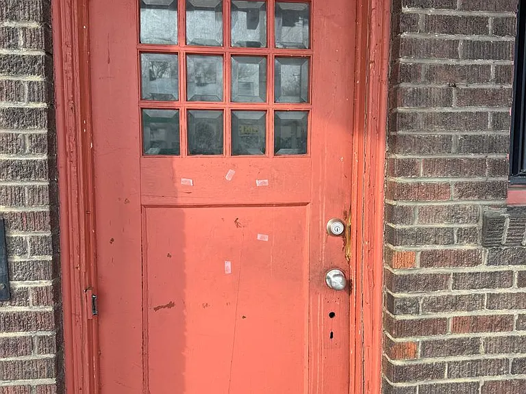 1106 E Lake Rd #2 — Photo 1