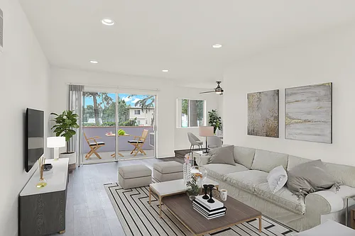 4533 Los Feliz Photo 1