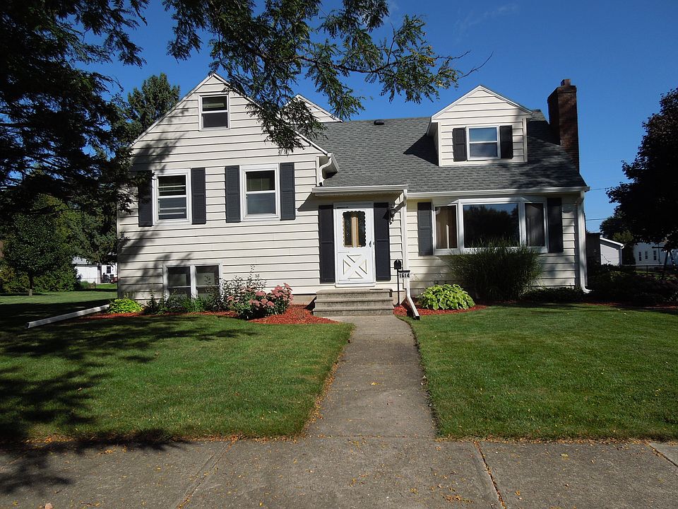 1st image of 1614 Barham Ave