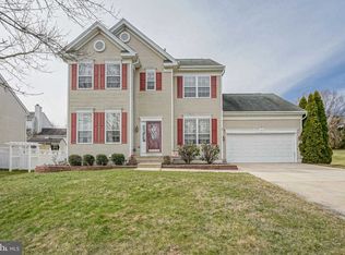 4 Skyhook Cir, Deptford, NJ 08096
