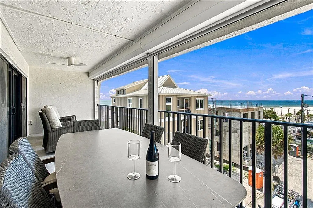 3 bed, 2.0 bath, 1410 sqft, $14,850 — Photo 3