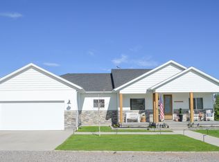 414 S 200 W, Annabella, UT 84711