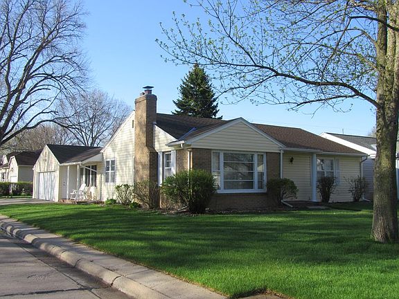 2nd image of 2403 W Koenig St