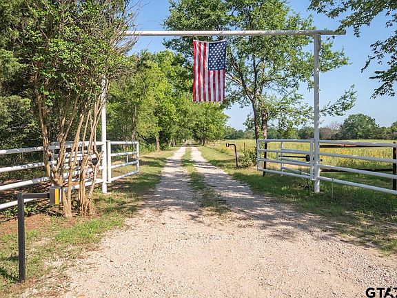 3rd image of 399 Vz County Road 3209