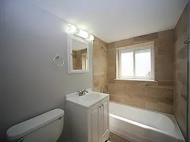 1 bed, 1.0 bath, 625 sqft, $2,100 — Photo 3