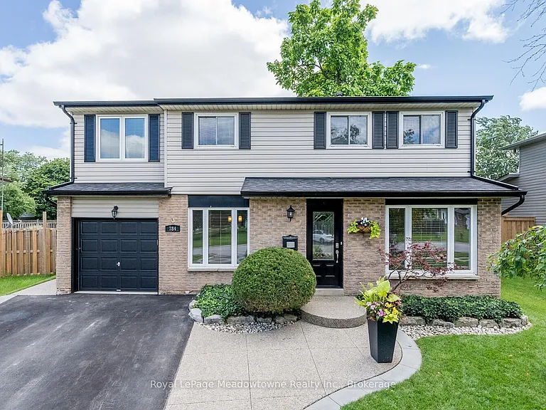 784 Graham Bell Ct — Photo 2