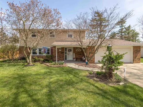 5323 Fernwood Ave, Fort Wayne, IN 46809