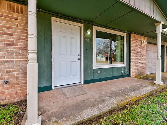 4th image of 808 Hawks Nest Dr