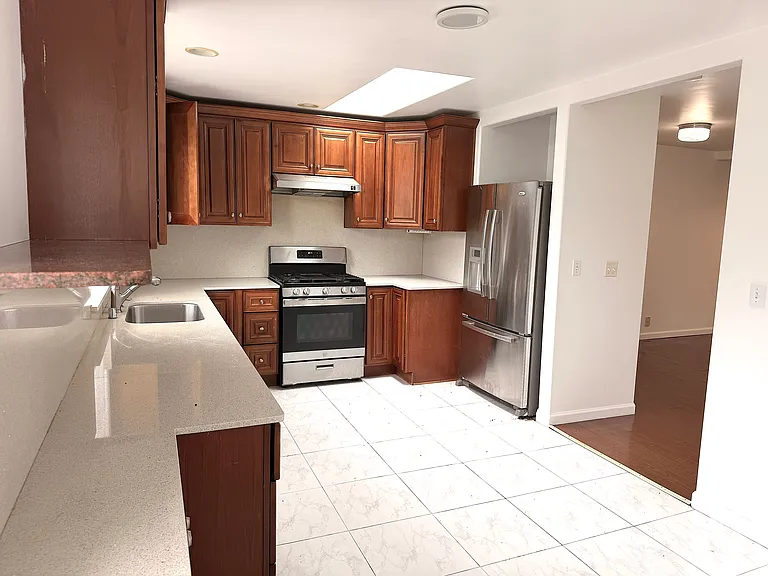 4245 S Raymond St — Photo 7