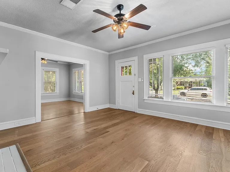 1921 Ben Hall Ct — Photo 8