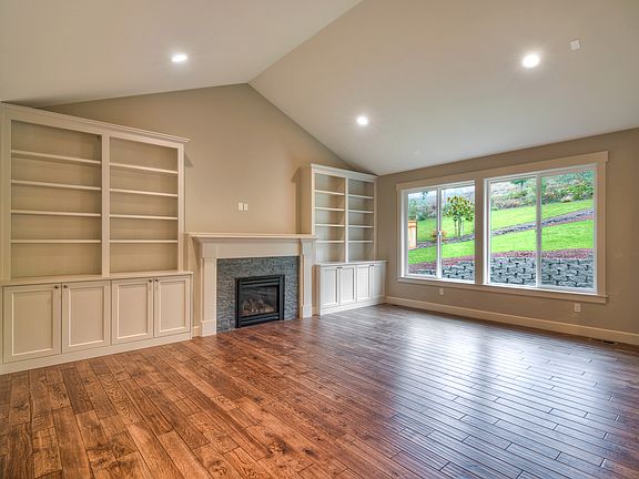 4th image of 7717 77th Ave NW