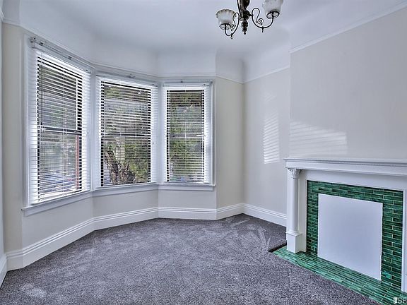 5th image of 1224 Union St #1226