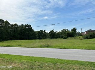 E Daugherty Rd, Neosho, MO 64850