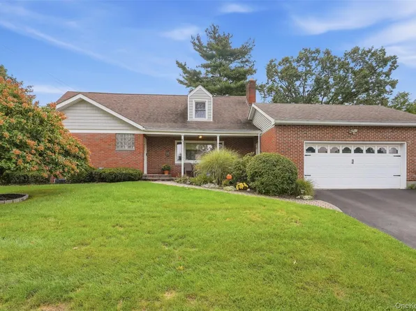 25 E Willow Street, Beacon, NY 12508