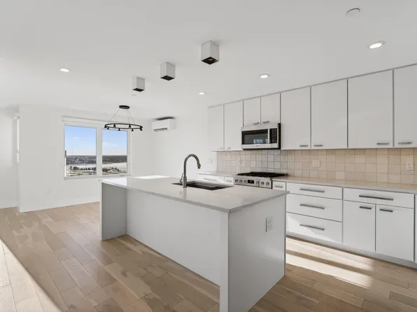 126 North Street #3C, Portland, ME 04101