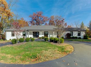 30 Williamsburg Rd, Saint Louis, MO 63141