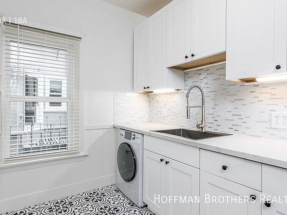 3rd image of 903 Pine St APT 46