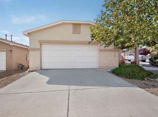 9324 Upper Meadow Ave SW, Albuquerque, NM 87121