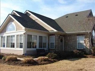 137 Ravines Ln, Spartanburg, SC 29301