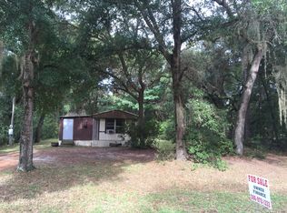 103 Hugh Ave, Interlachen, FL 32148