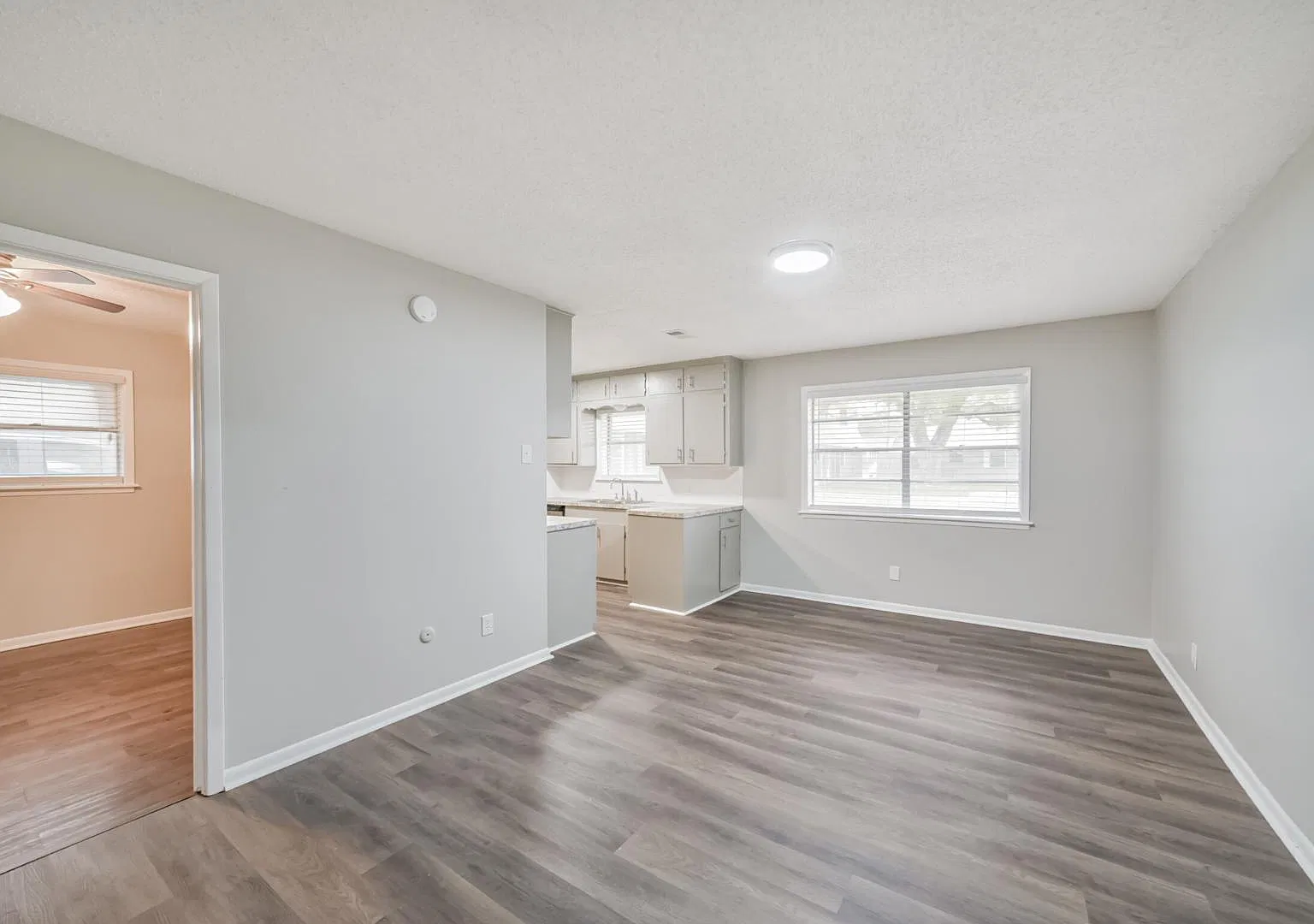 3529 Midwest Drive - A — Photo 2