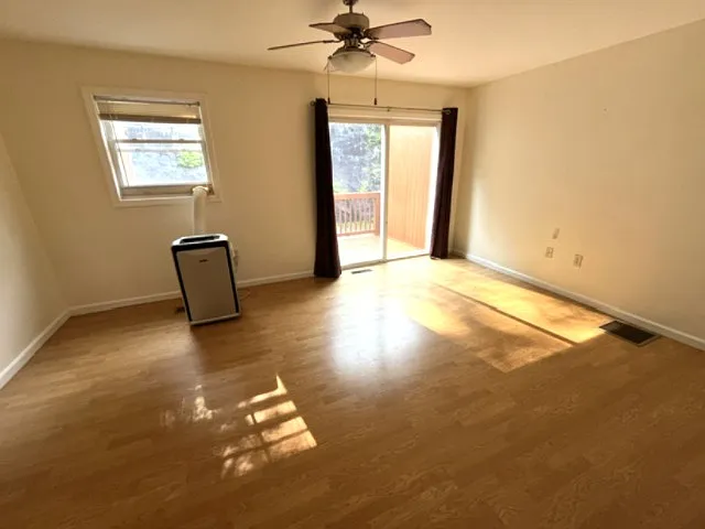 164 Summit St — Photo 6
