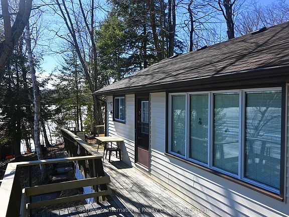 5th image of 41 Deerfield Rd