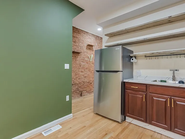 Kitchen 3