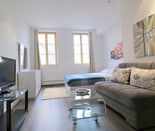 3rd image of 145 Mulberry St APT 5C