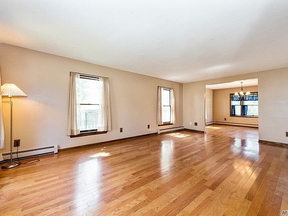 3rd image of 246 Litchfield Ave