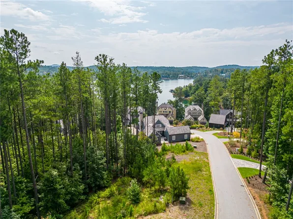 236 S Lake Dr, Sunset, SC 29685