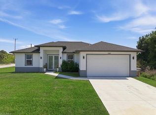 3705 Kelsey St, Fort Myers, FL 33905