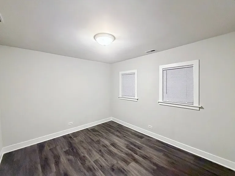 5209 W Lake St — Photo 11