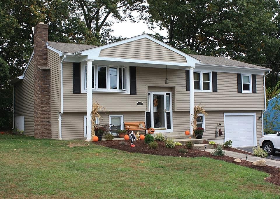 1st image of 17 Polly Dr