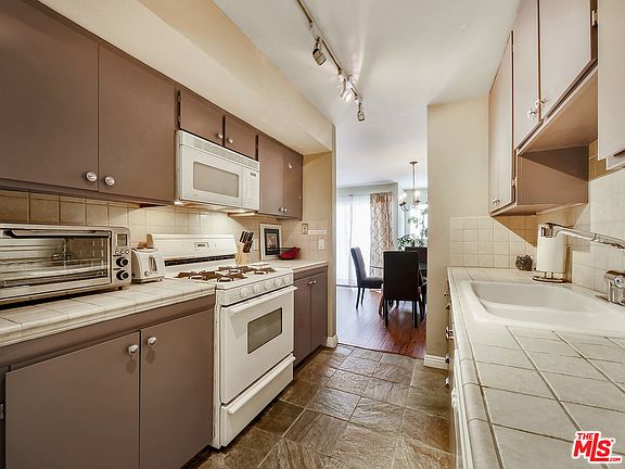 4th image of 1940 N Highland Ave APT 8