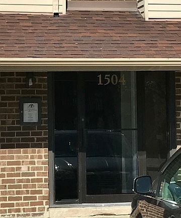 2nd image of 1504 W Jefferson Ave #1504JD