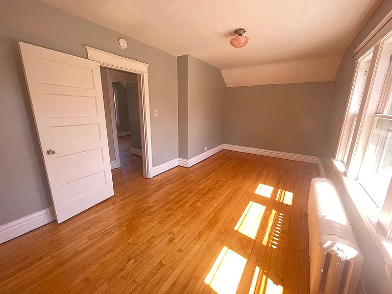 1010 N 13th Ave E — Photo 14