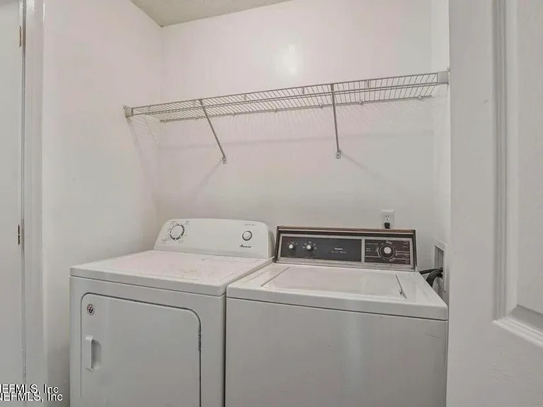 505 Upper 8th Ave S — Photo 6